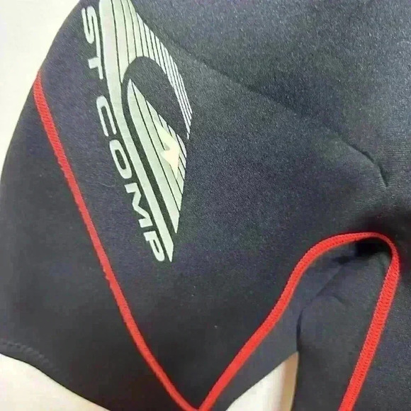 Quiksilver Boys Short Sleeve Back Zip Spring Suit - Size 12 - Picture 3 of 7